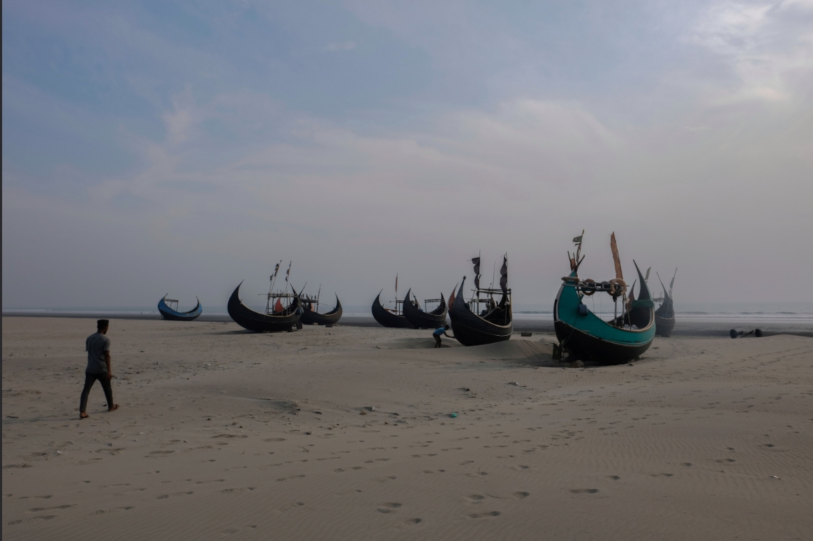 chim thuyen ngoai khoi myanmar, hon 500 nguoi co the da thiet mang hinh anh 1
