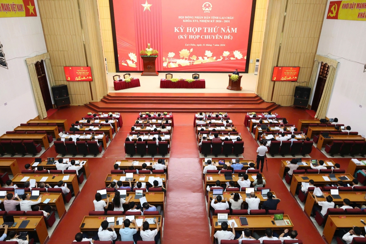 hDnd tinh lai chau kien toan nhan su, quyet nghi nhieu chinh sach quan trong hinh anh 1