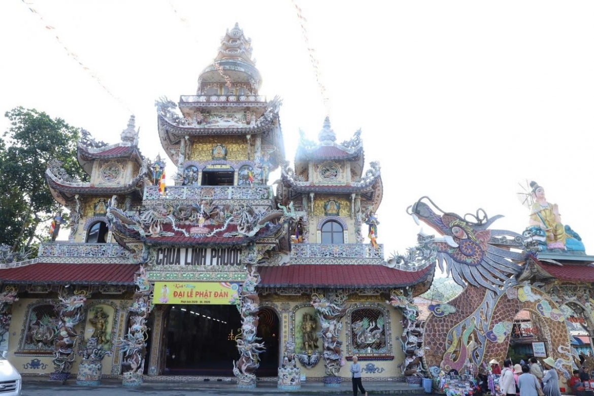 a unique pagoda in da lat built from millions of broken pieces picture 2