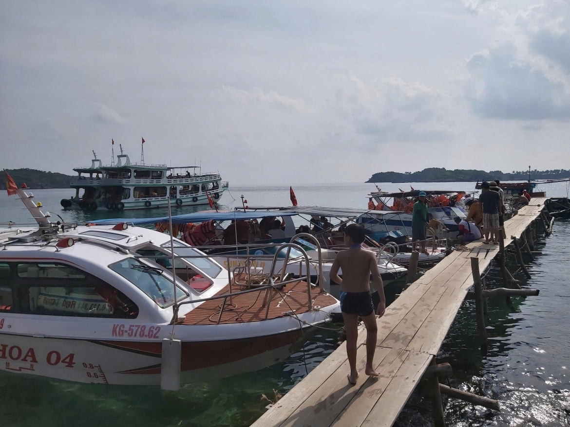 Đánh giá mức độ an toàn của ca nô tiêu chuẩn SB sau vụ lật ca nô ở Phú Quốc
