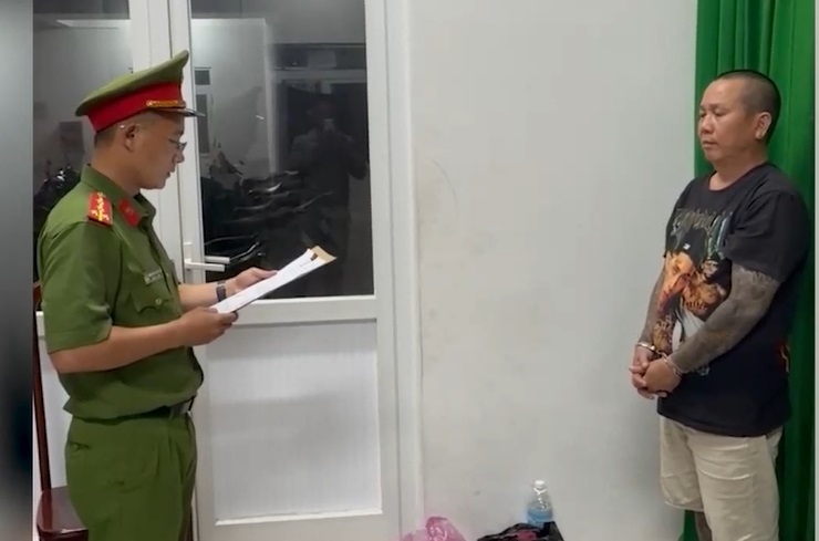 bat nguoi nhan 500 trieu dong lua chay an ca do bong da hinh anh 1
