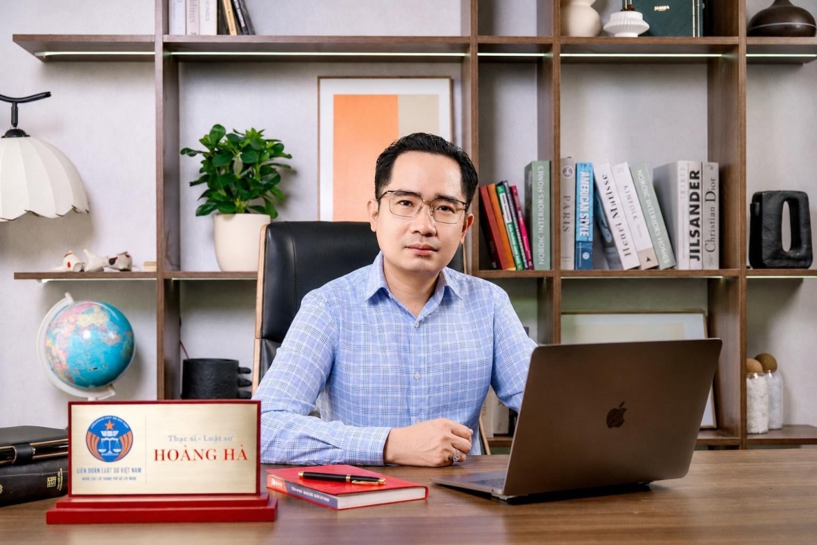 tranh cai phim hoang hau cuoi cung Dau la gioi han cua hu cau nhan vat lich su hinh anh 1