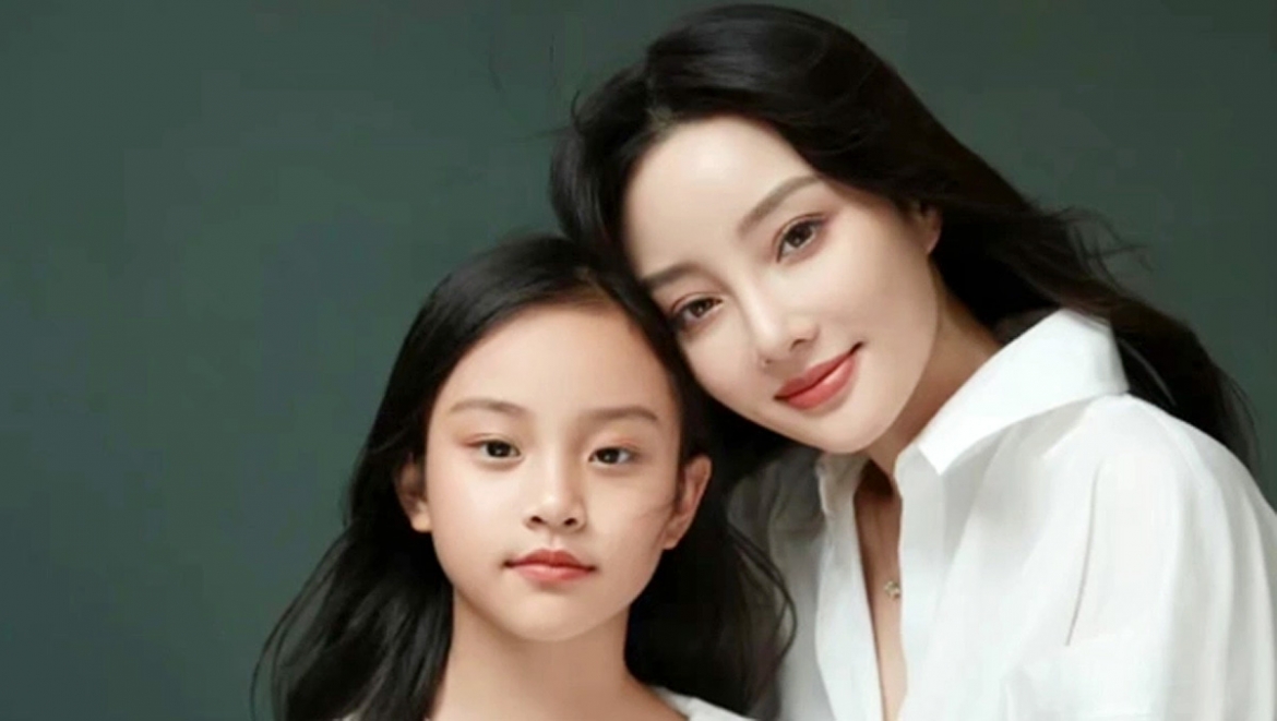 ly tieu lo trai long sau scandal ngoai tinh cai gia phai tra qua dat hinh anh 3