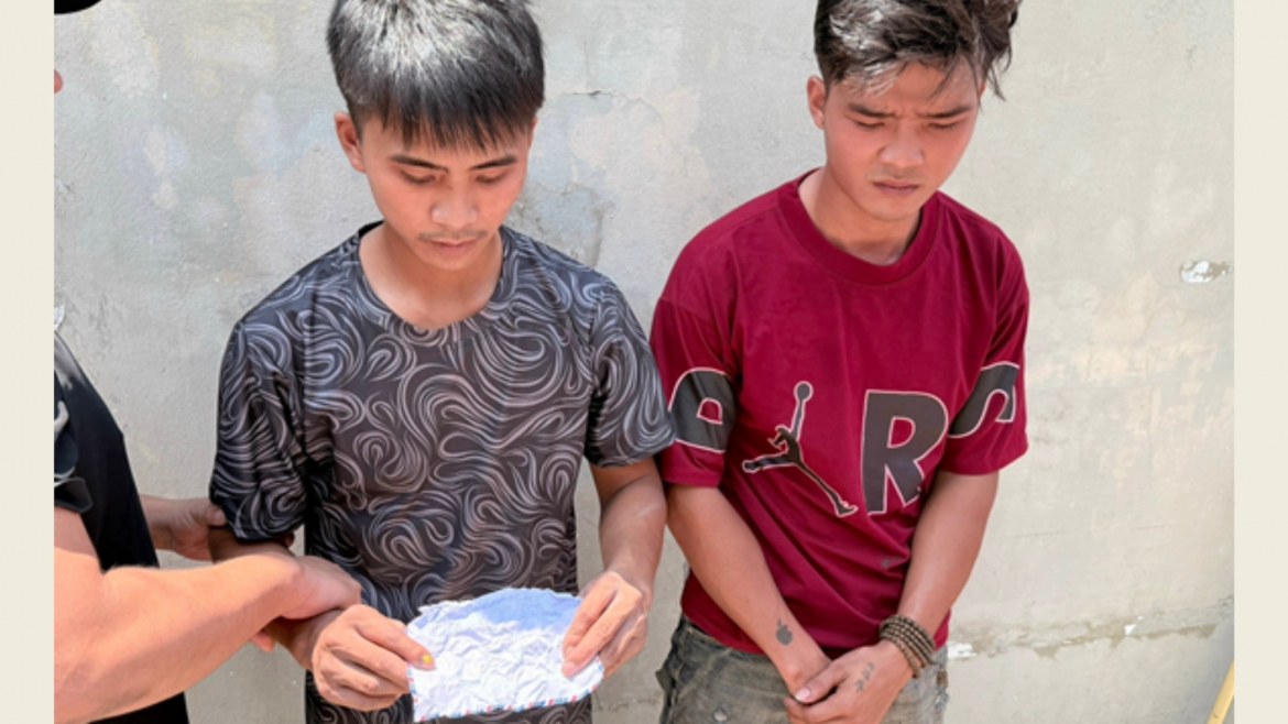 lien tiep bat cac doi tuong van chuyen, tang tru ma tuy o ha noi hinh anh 2