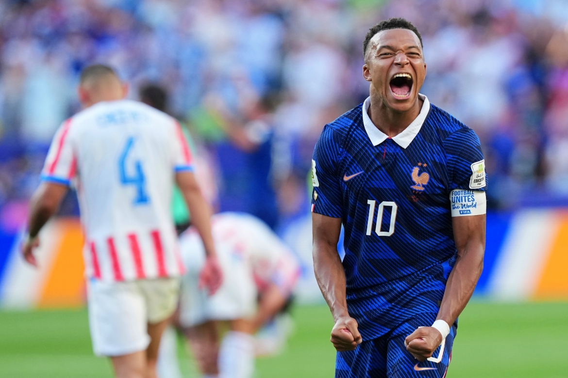 mbappe nang tam ky luc vo tien khoang hau o world cup hinh anh 1