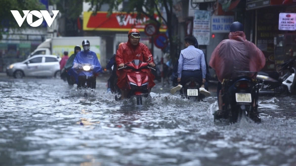 thoi tiet hom nay 28 7 ha noi va bac bo mua to dien rong, nhieu noi co dong manh hinh anh 2
