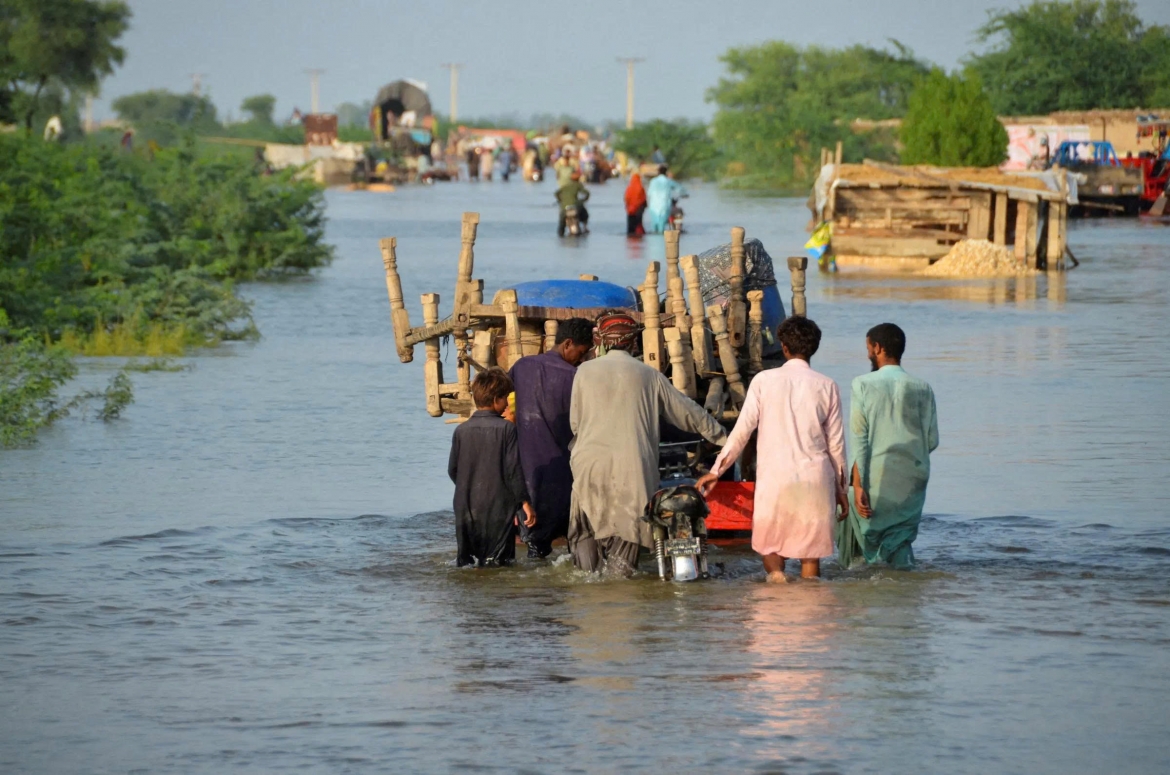 pakistan khan truong khac phuc hau qua mua lu, uu tien bao ve nguoi dan va ha tang hinh anh 1