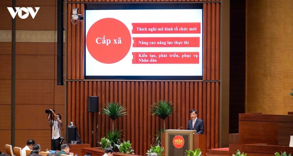 top leader to lam chairs conference reviewing three-tier government model picture 7