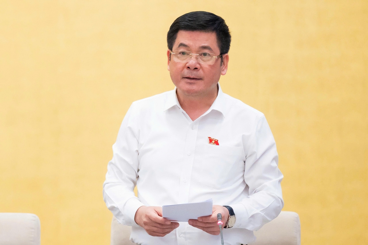 De xuat phan cap, giam thu tuc ve kinh doanh bat dong san hinh anh 3