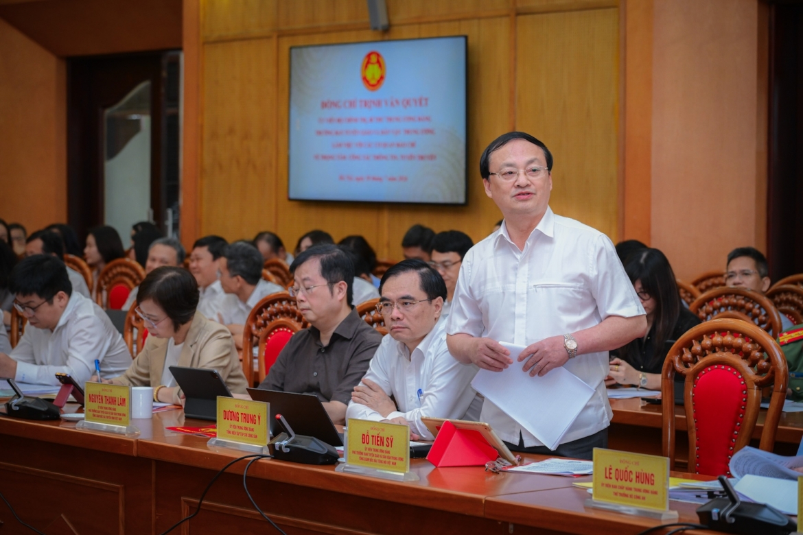 truong ban tuyen giao va dan van trung uong bao chi phai tinh, sac, nhanh va chu dong hinh anh 3