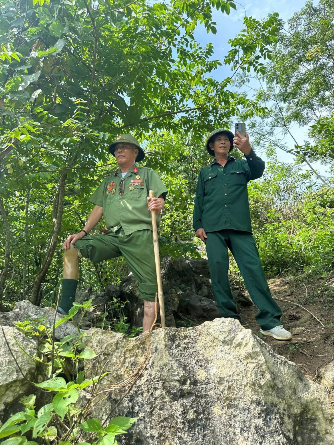 nguoi linh mat mot chan va hanh trinh hon 25 nam tim dong doi hinh anh 2