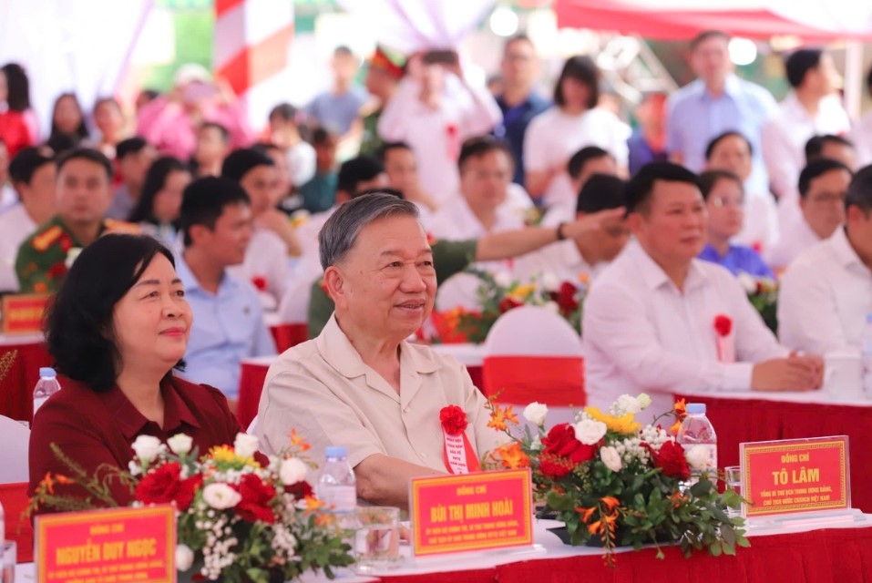 party and state leader attends all people s day for national security protection picture 4
