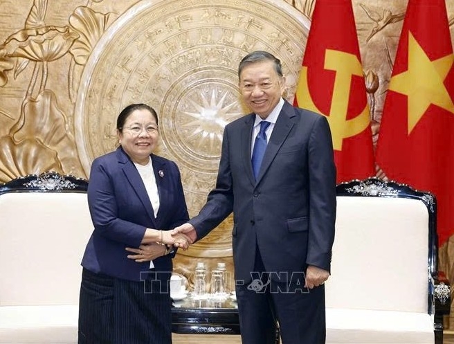 party building, cadre management of paramount importance to vietnam-laos relations picture 2