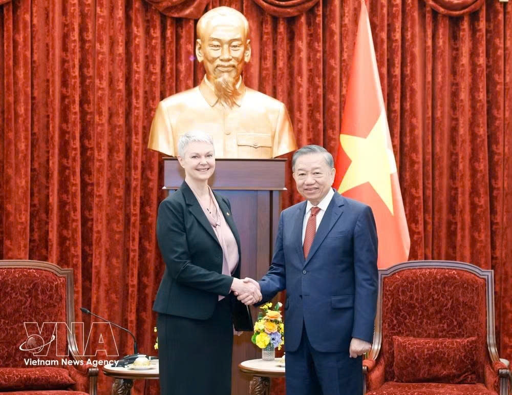 top leader receives outgoing ambassadors of belgium, norway, netherlands, brazil picture 2