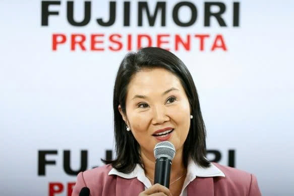 Bà Keiko Fujimori tuyên thệ nhậm chức Tổng thống Peru, cam kết lập lại ổn định