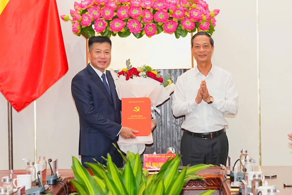 pho giam doc cong an thanh pho hai phong giu chuc vu pho chanh van phong thanh uy hinh anh 1