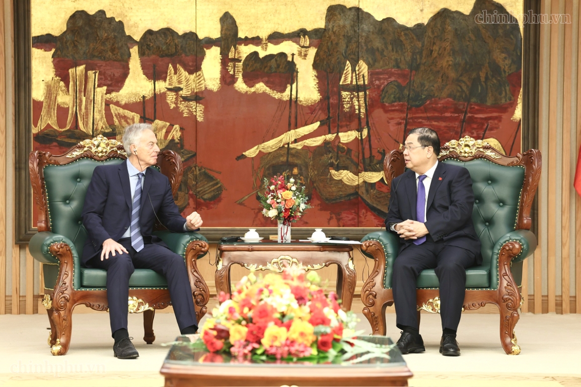 pho thu tuong pham gia tuc tiep cuu thu tuong anh tony blair hinh anh 2