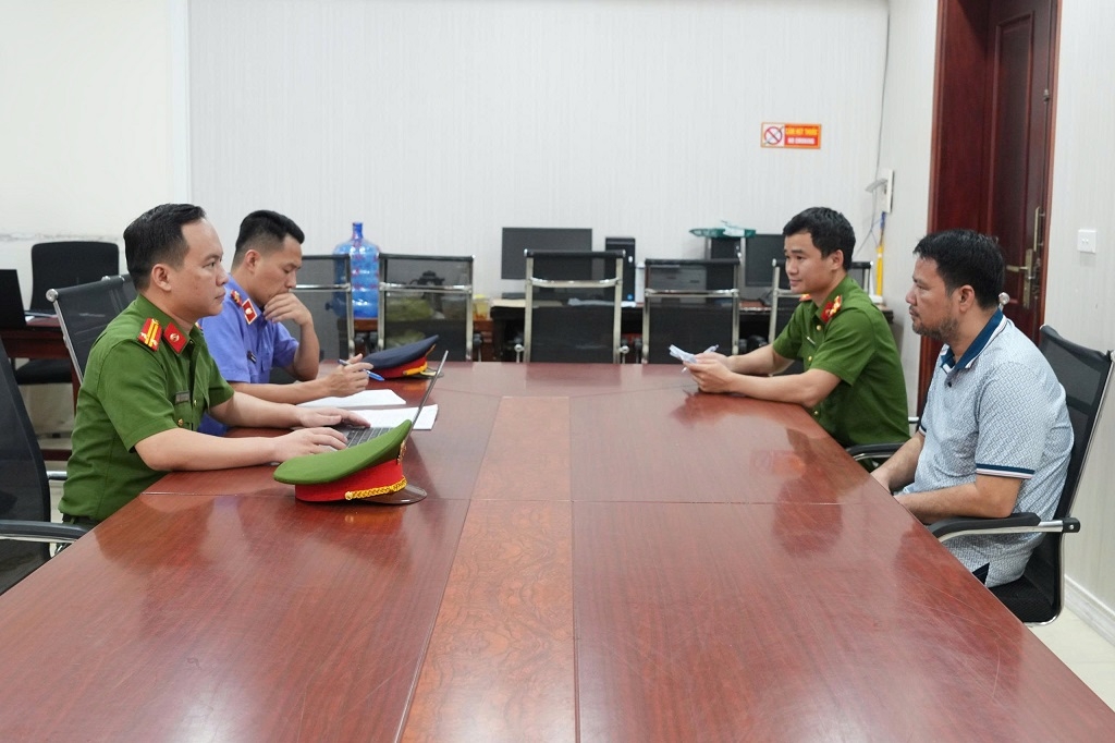 phong kham ve benh , lua doi khach hang thu loi bat chinh hang chuc ty dong hinh anh 4
