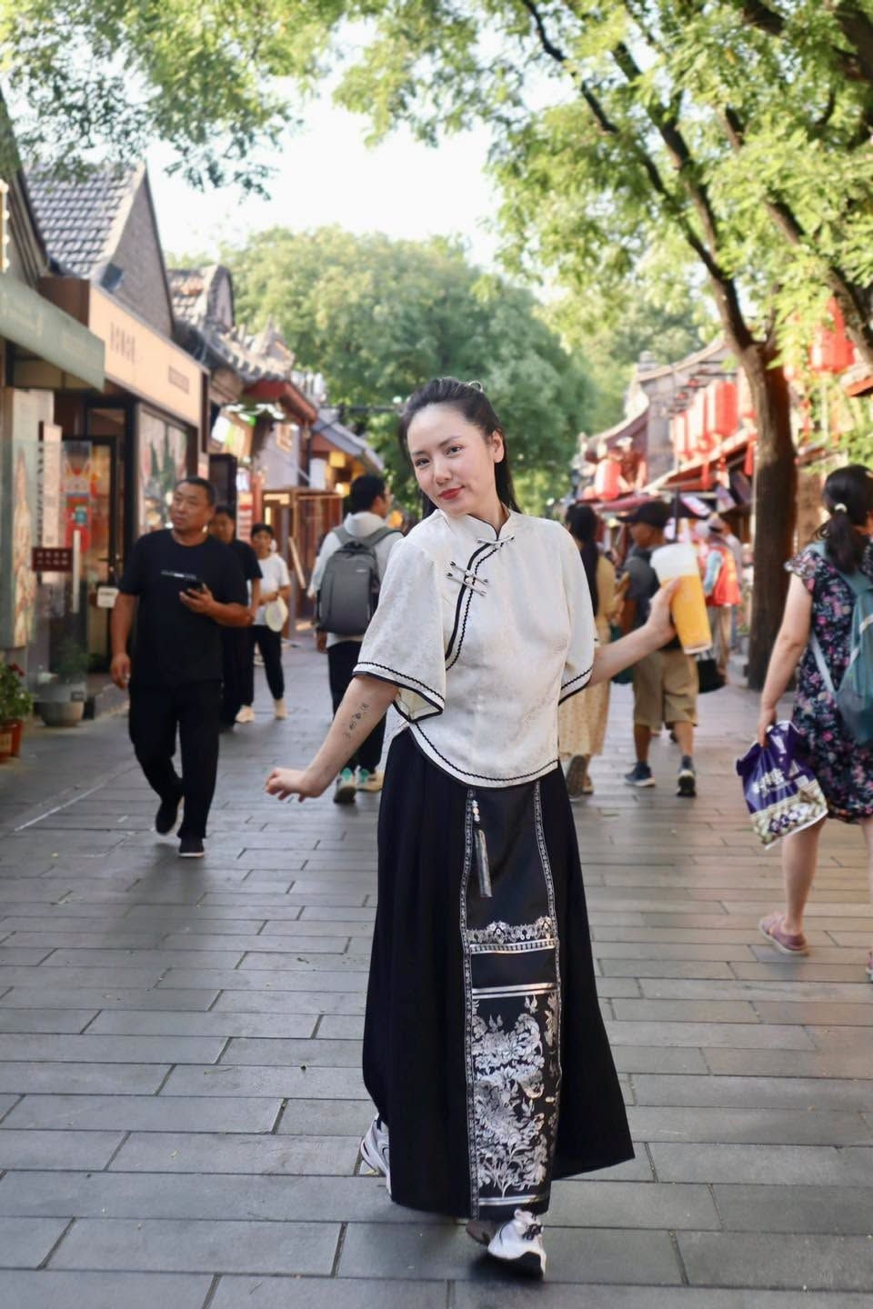 sao viet 22-7 diep lam anh gay sot voi loat anh the thao goi cam tren bien hinh anh 3