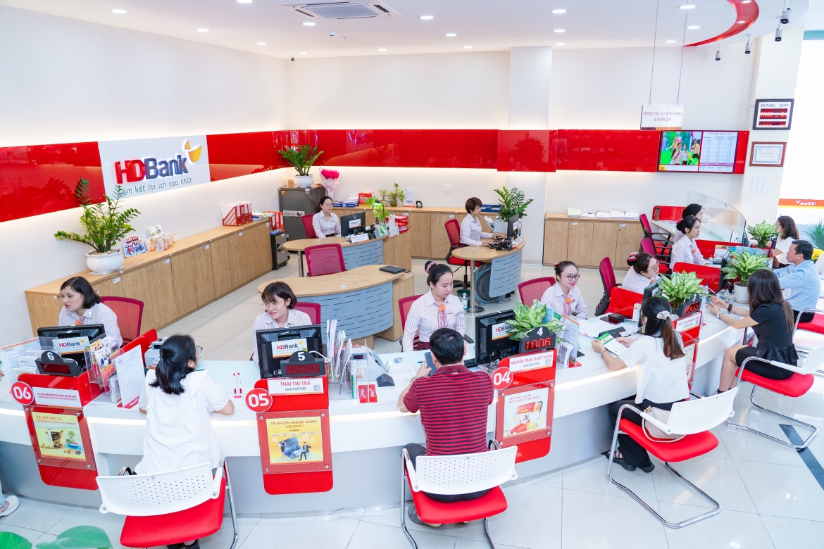 HDBank huy động 721 triệu USD từ ADB, Standard Chartered và các định chế tài chính
