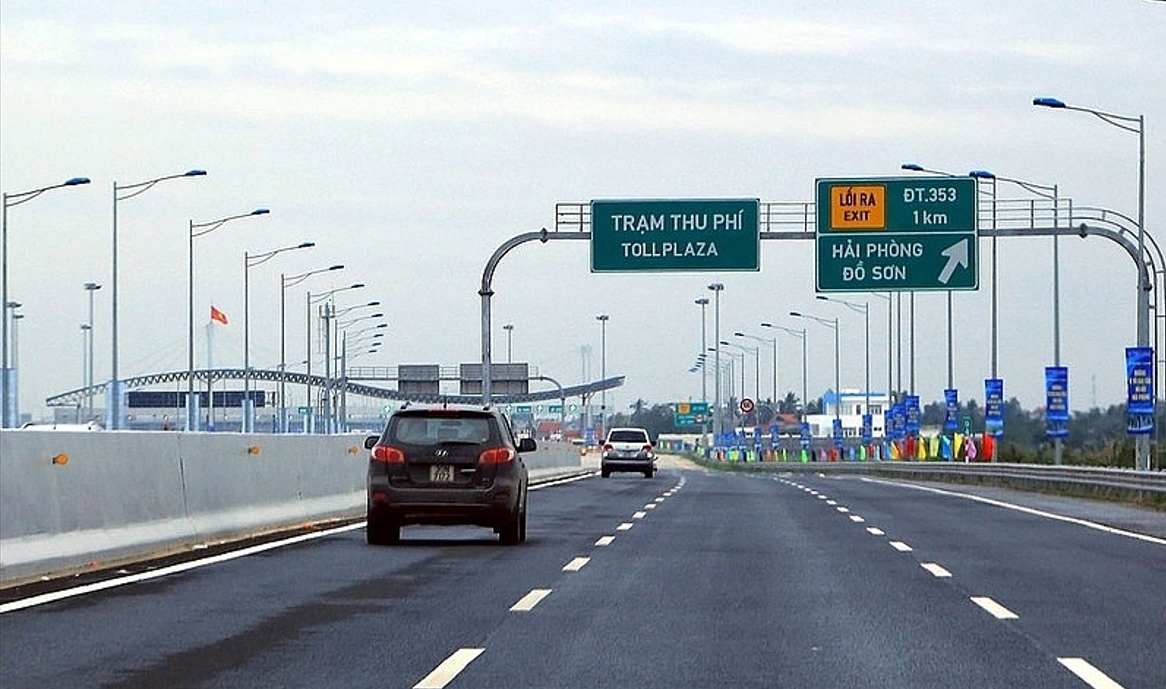 su dung lan trai cao toc chi de vuot xe lam sao kha thi hinh anh 1