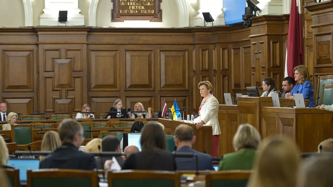 latvia thong qua lenh cam toan dien doi voi hang tieu dung nga va belarus hinh anh 1
