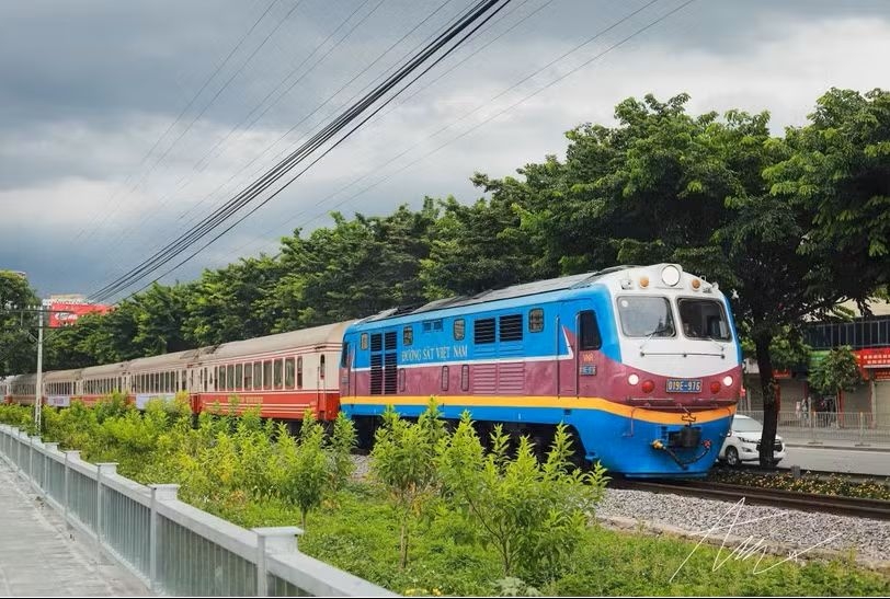 railways reinvent themselves with tourism, heritage trains picture 1