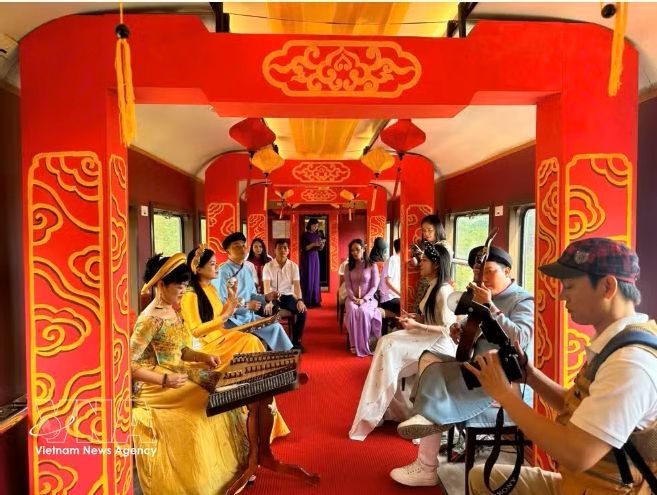 railways reinvent themselves with tourism, heritage trains picture 3