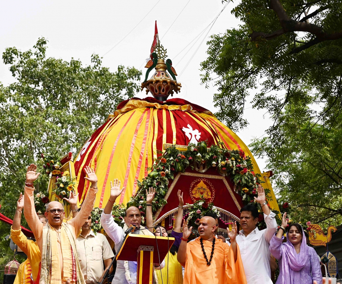 nguoi dan khap An Do don mung le hoi rath yatra hinh anh 5