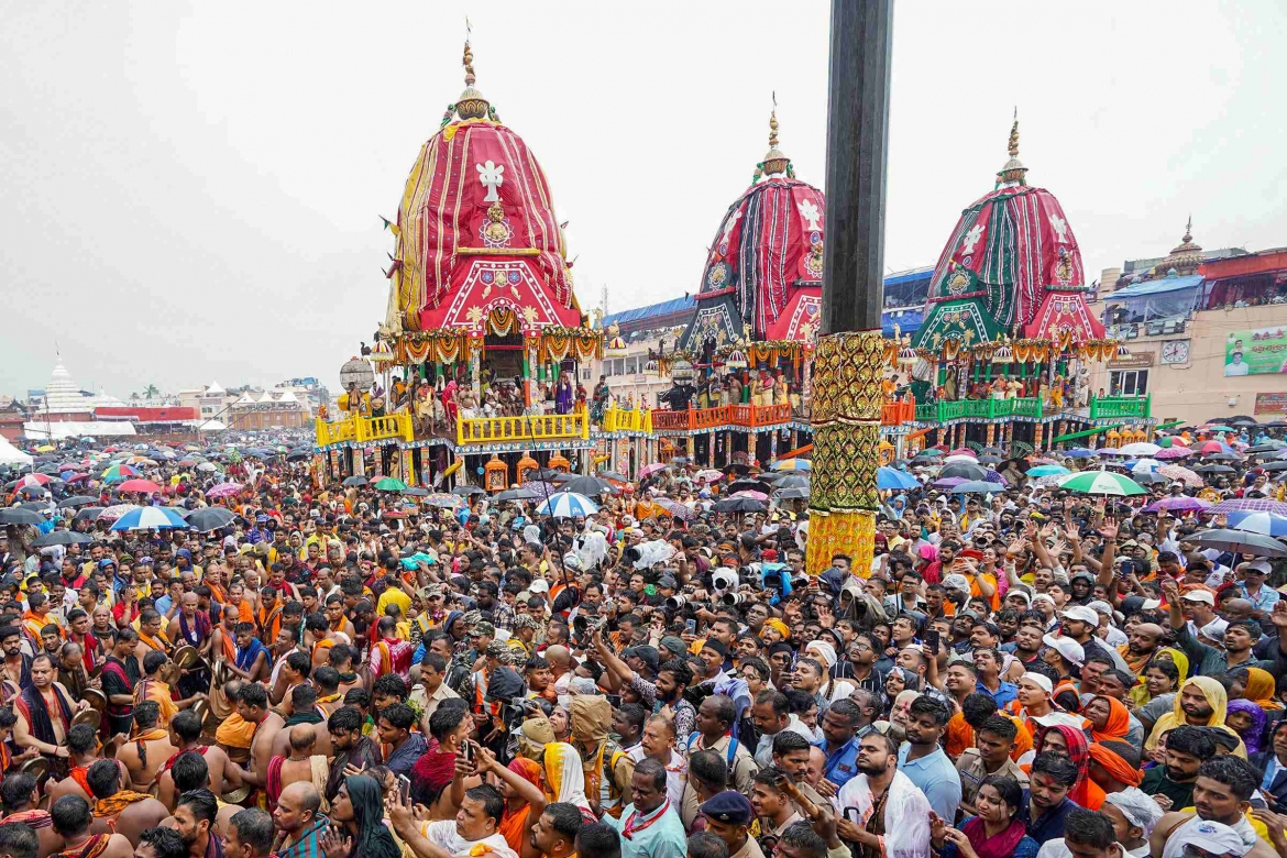 nguoi dan khap An Do don mung le hoi rath yatra hinh anh 2