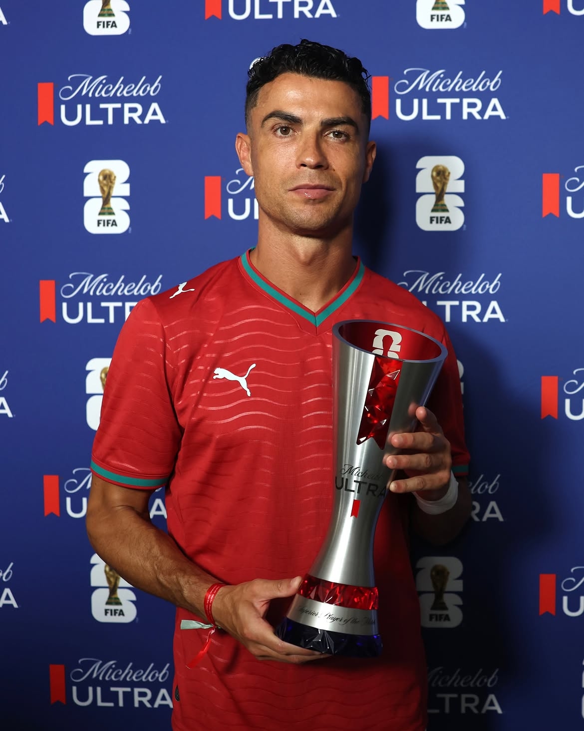 ronaldo duoc vinh danh sau tran thang cua bo Dao nha o world cup 2026 hinh anh 1