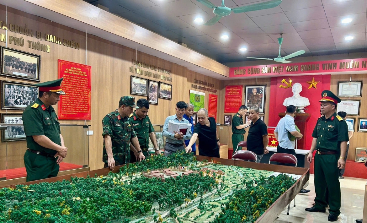 thai nguyen khoi cong phuc dung di tich lich su Don phu thong hinh anh 6