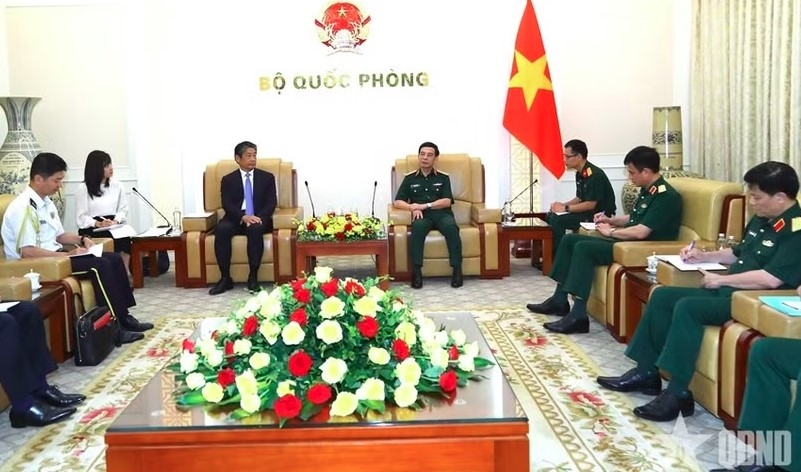 vietnam, japan seek new strides in defence cooperation picture 1