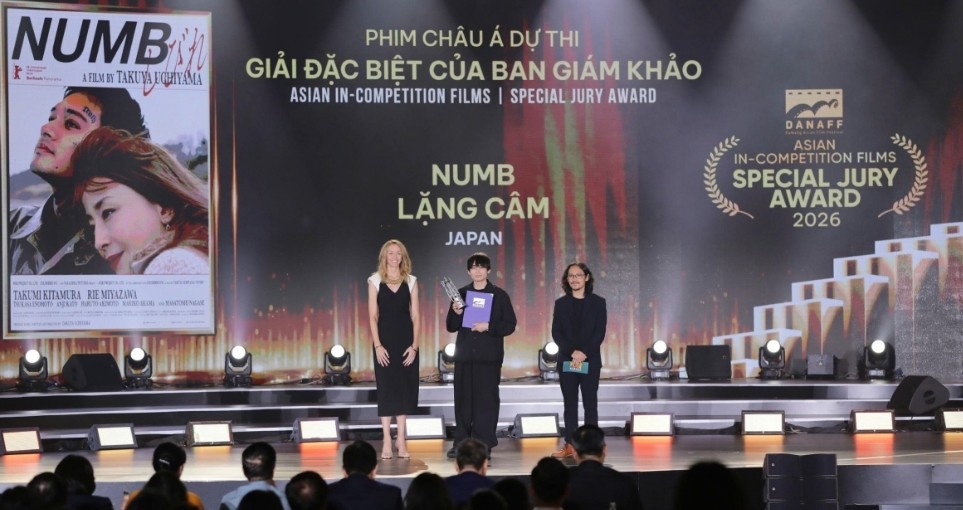  tu chien tren khong wins best vietnamese film at danaff picture 13