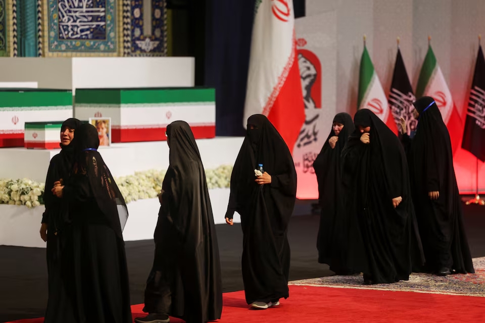 iran bat dau to chuc le tang co lanh tu ali khamenei hinh anh 2