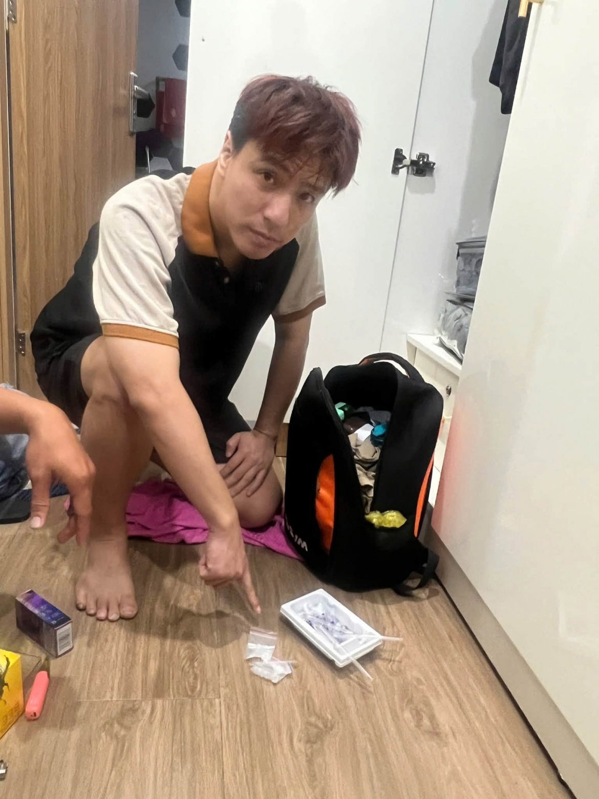Doi tu kin tieng cua tang nhat tue truoc khi bi bat vi lien quan ma tuy hinh anh 1