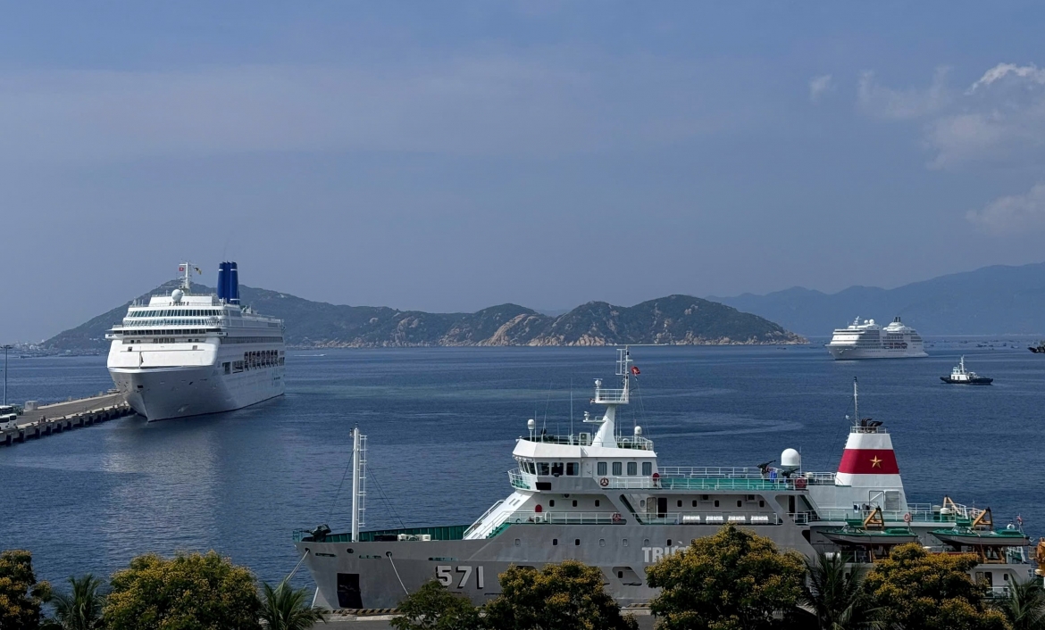 khanh hoa dau tu ha tang cang bien, mo cua ngo logistics cho nam tay nguyen hinh anh 2