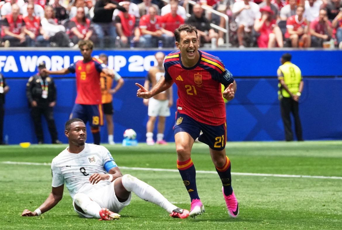 ket qua world cup 2026 hom nay 3 7 oyarzabal ghi cu dup, tay ban nha thang dam Ao hinh anh 2