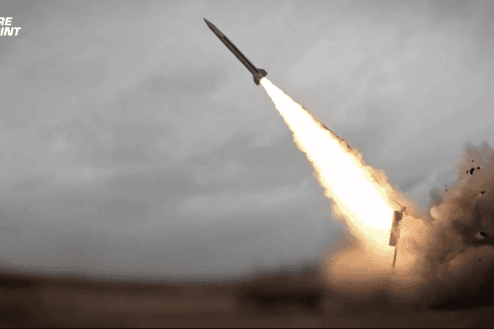 ukraine sap thu ten lua dan dao fp-9, tam ban toi 855 km hinh anh 1