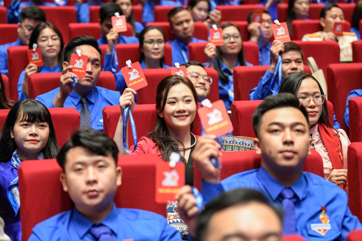 tong bi thu, chu tich nuoc to lam Dau tu cho thanh nien, vun dap tuong lai dat nuoc hinh anh 4