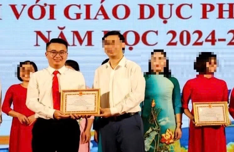vu giao vien bi dieu tra vi nghi van diem thi o tuyen quang nhin lai khau coi thi hinh anh 1
