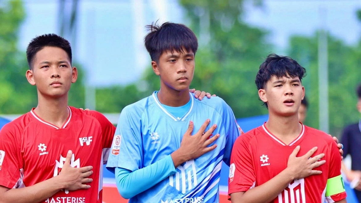 Thủ môn 14 tuổi lập kỷ lục lịch sử ở VCK U21 Quốc gia 2026