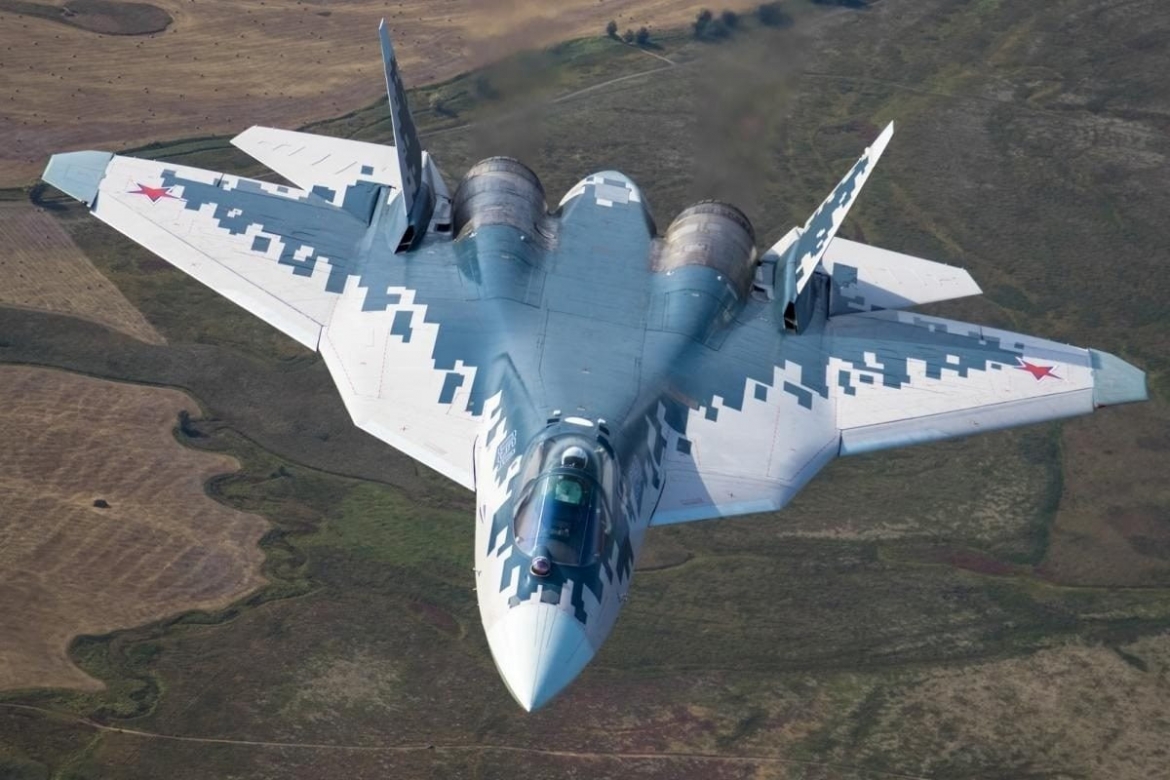 su-57 bat ngo doi vai, nga lo chien thuat moi doi pho uav ukraine hinh anh 1