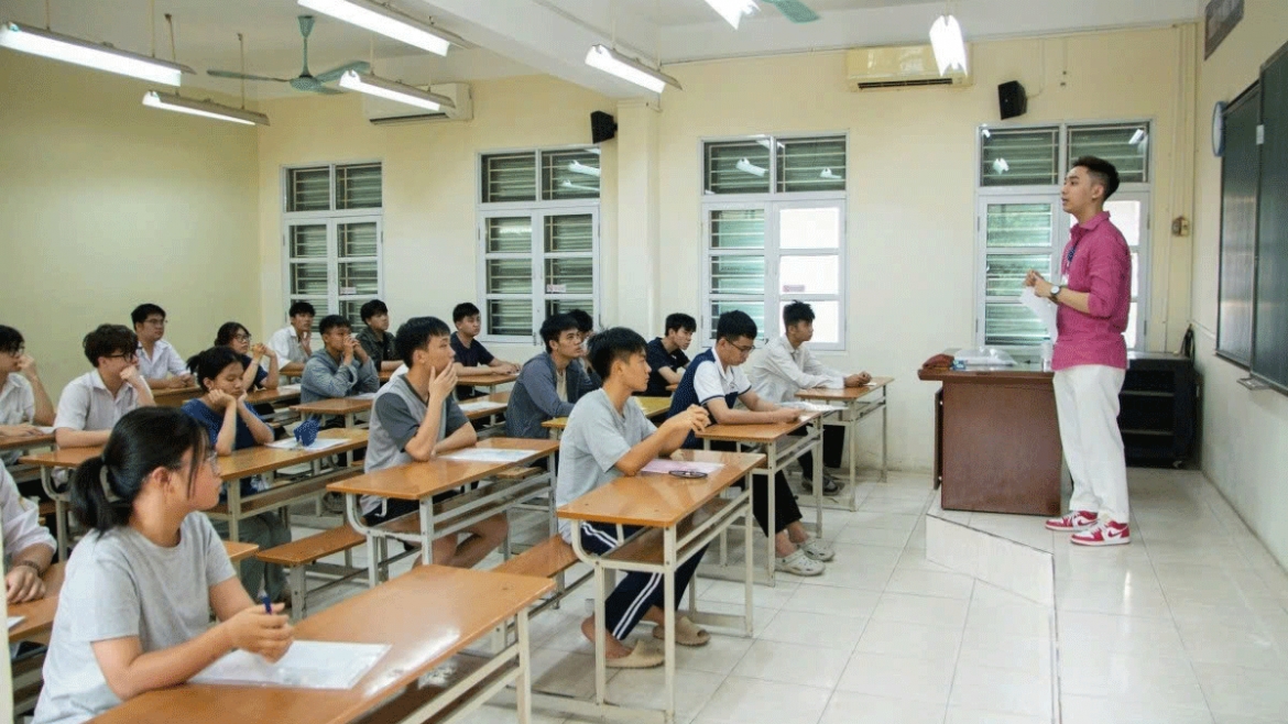 Tinh gọn đầu mối trường học: Giảm biên chế quản lý, giải cơn khát giáo viên