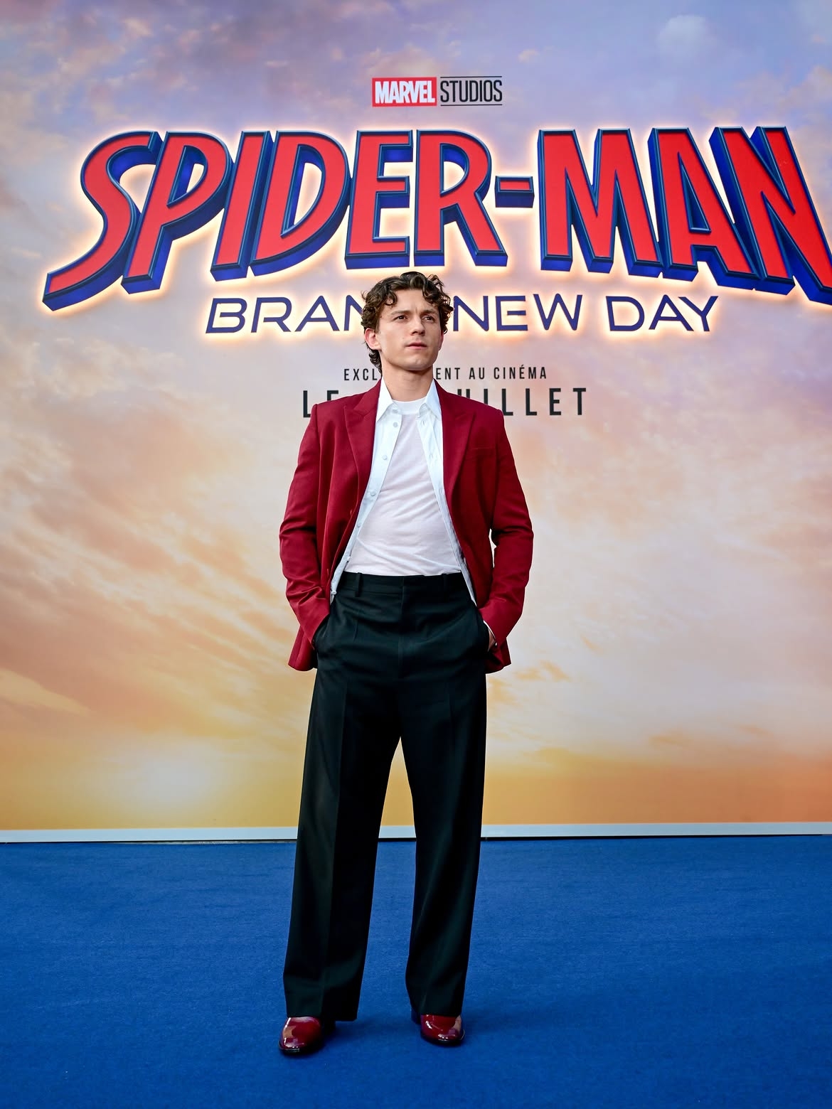 tom holland va thang 7 dac biet nhat su nghiep khi nguoi nhen gap su thi hy lap hinh anh 5
