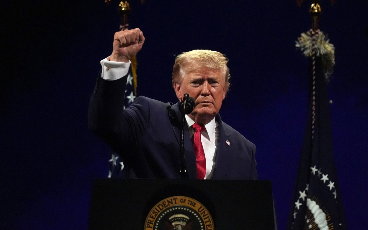 tong thong trump cong khai canh bao tan cong co so hat nhan ngam cua iran hinh anh 1
