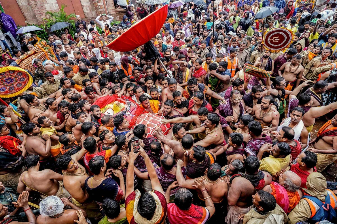 nguoi dan khap An Do don mung le hoi rath yatra hinh anh 4