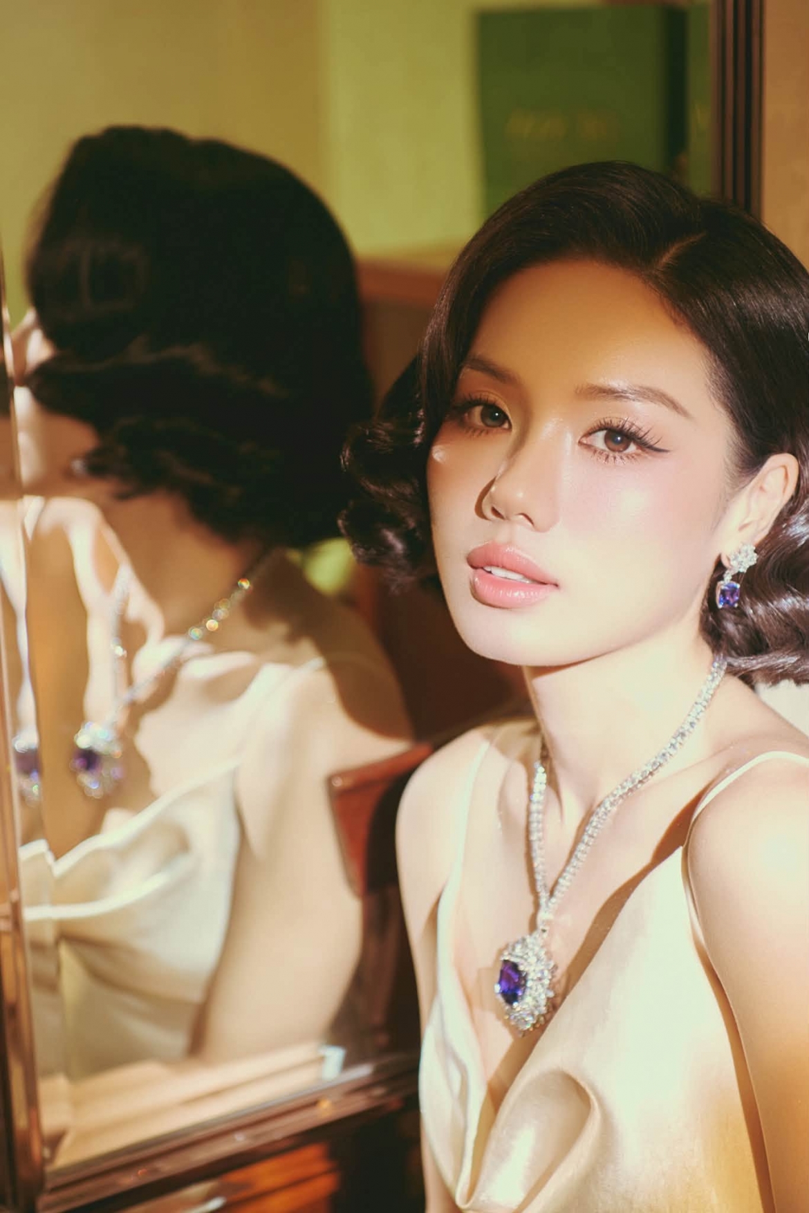 my nhan dong nguoi tinh vua bao Dai tu A quan the face den dien vien phim tram ty hinh anh 1