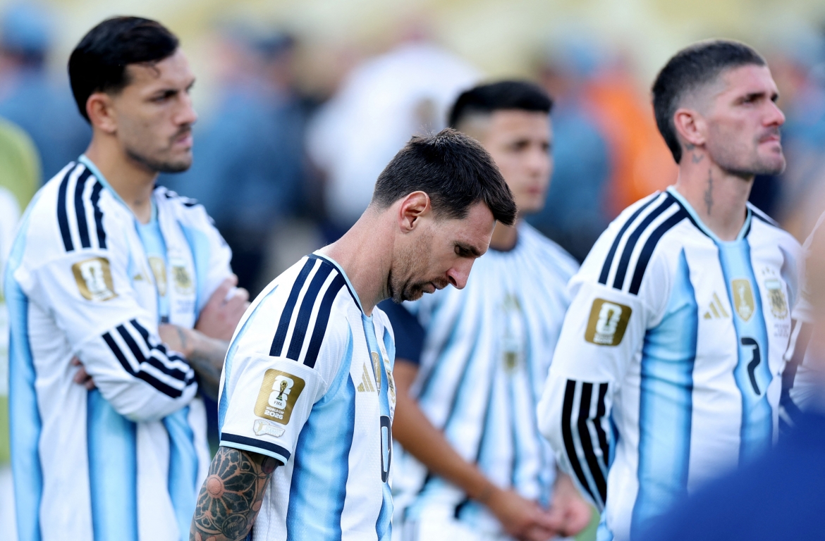 dan sao tay ban nha an mung chuc vo dich world cup 2026, messi ngam ngui cay dang hinh anh 12
