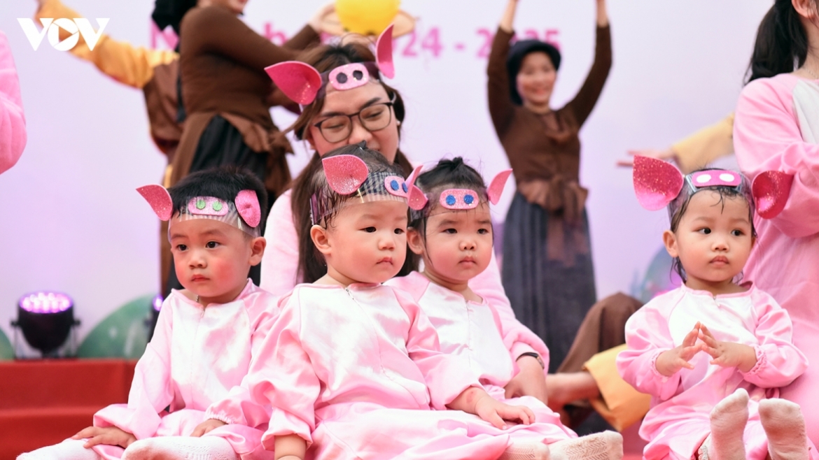 Từ 1/9, trẻ dưới 6 tuổi được cấp thẻ căn cước ngay khi làm khai sinh liên thông